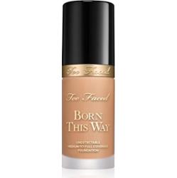Too Faced Born This Way Original Foundation podkład nawilżający odcień Sand 30 ml