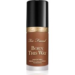 Too Faced Born This Way Original Foundation podkład nawilżający odcień Spiced Rum 30 ml