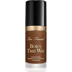Too Faced Born This Way Original Foundation podkład nawilżający odcień Tiramisu 30 ml