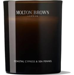 Molton Brown Świeca zapachowa Coastal Cypress & Sea Fennel Świeczki 190 g