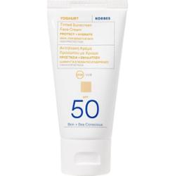 KORRES YOGHURT KOLORYZUJĄCY KREM OCHRONNY DO TWARZY SPF50 Ochrona przeciwsłoneczna 50 ml