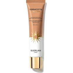 Guerlain Terracotta Joli Teint Ochronny, koloryzujący krem nawilżający Kremy tonujące 30 ml Jasnobrązowy