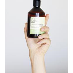 Płyn do modelowania włosów Oil non Oil Styling 250ml INSIGHT