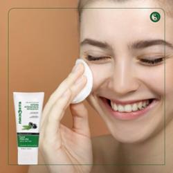 MACROVITA naturalny peeling do twarzy z bio-oliwą i białą herbatą 50ml