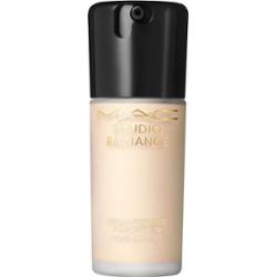 MAC Studio Radiance Podkład z serum - NC11,5