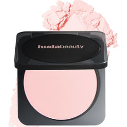 Huda Beauty Easy Bake Pressed Powder in Cherry Blossom Cake | Trwały puder prasowany do perfekcyjnego wykończenia makijażu
