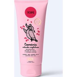 Wygładzający balsam do ciała z bioemolientami Czereśnia & mleczko migdałowe