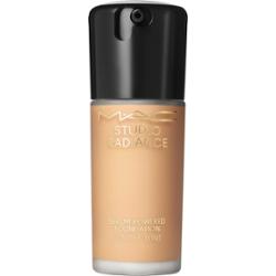 MAC Cosmetics Studio Radiance Serum-Powered Foundation Nc37