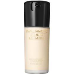 MAC Cosmetics Studio Radiance Serum-Powered Foundation NC5