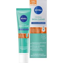 NIVEA Derma Skin Clear Night Exfoliator 40 ml