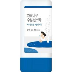 ROUND LAB Birch Juice Moisturizing Sun Stick krem do opalania w sztyfcie z efektem chłodzącym SPF 50+ 19 g