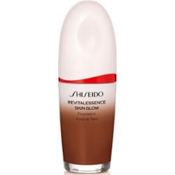 Shiseido RevitalEssence Skin Glow Foundation SPF30 520 Rosewood