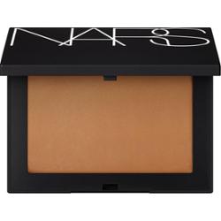 NARS Odbijający światło utrwalający puder kolorowy MACAO 10 g