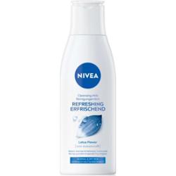 Nivea Odświeżające mleczko oczyszczające do skóry normalnej i mieszanej 200 ml Water Effect - 200 ml