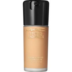 MAC Studio Radiance Serum-Powered Foundation Nc40 (30 ml)
