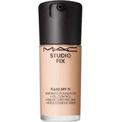 MAC Cosmetics Studio Fix Fluid Broad Spectrum SpF15 Nc10